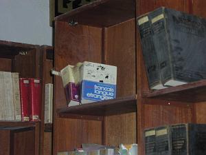 ORAN UNE CURIOSITE DANS LA BIBLIOTHEQUE D ORAN